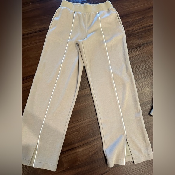 SET! Spanx Matching Set - Picture 3 of 10